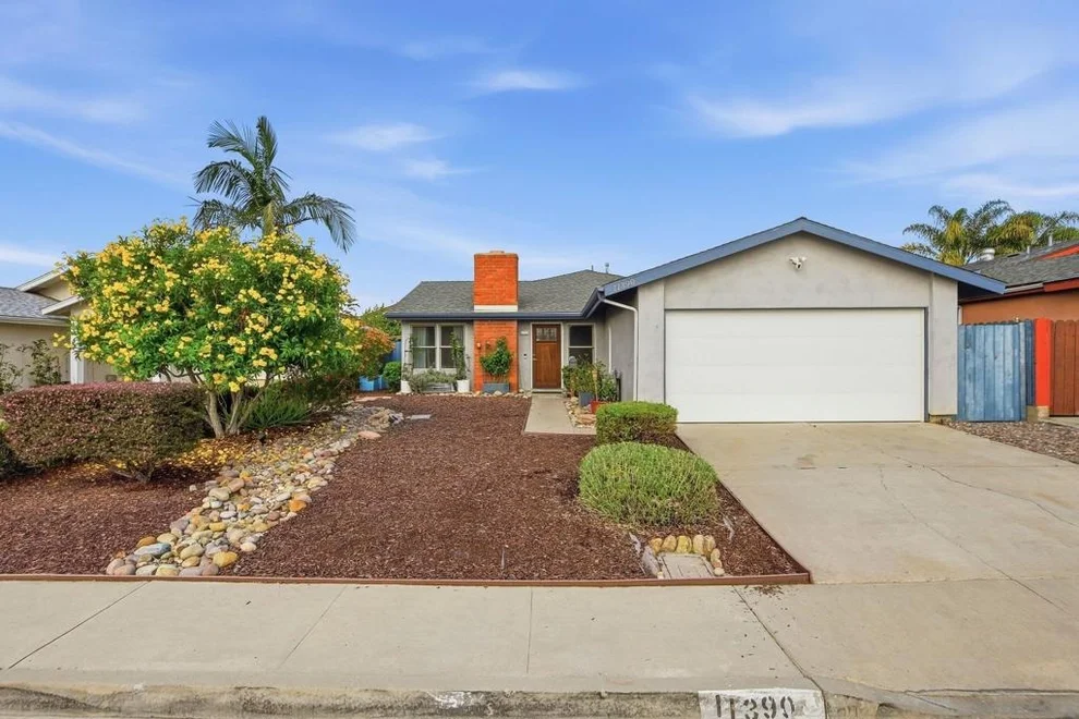 Unit for sale at 11390 Acrux, San Diego, CA 92126