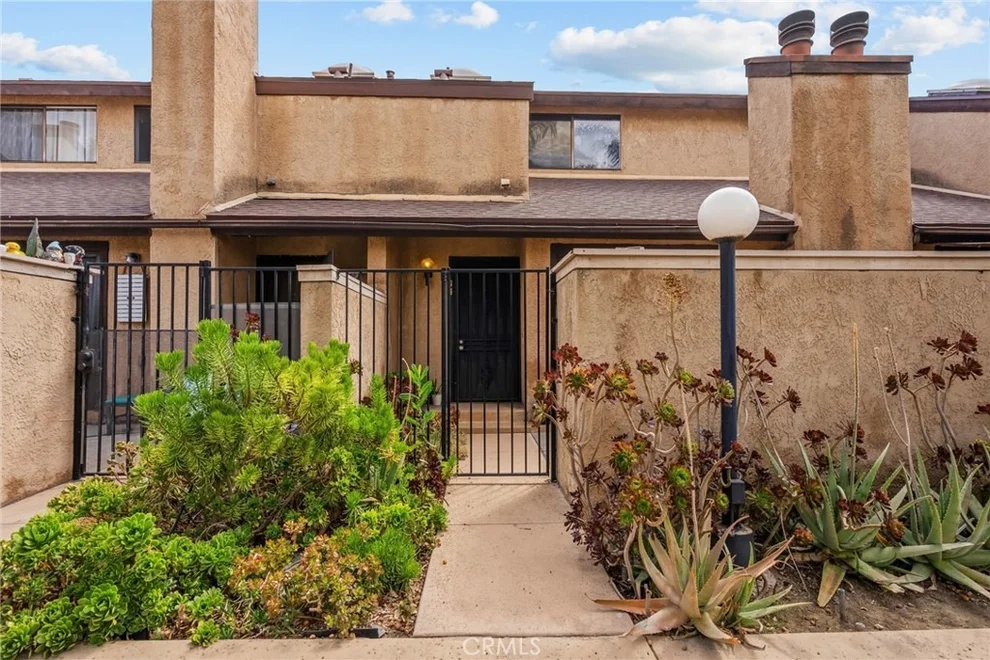 Unit for sale at 14401 Plummer, Panorama City, CA 91402