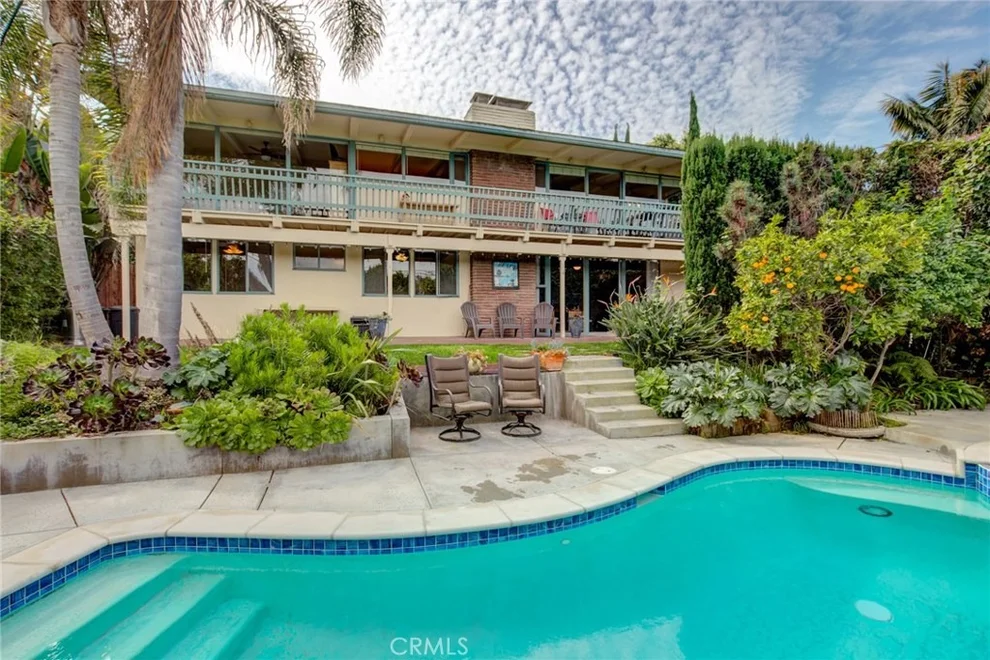 Unit for sale at 327 Via El Chico, Redondo Beach, CA 90277