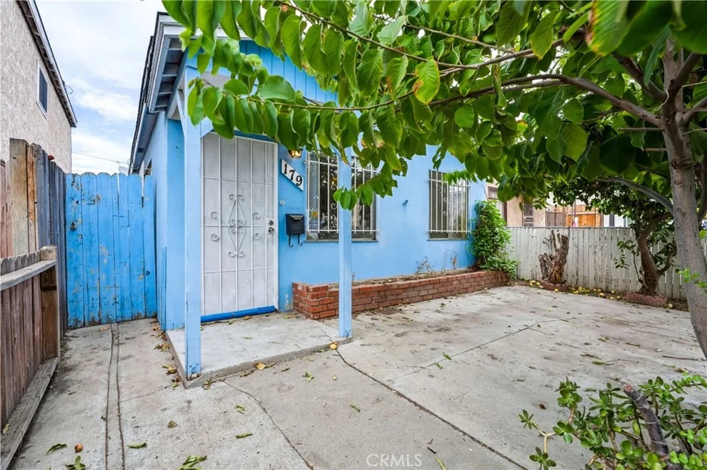 Unit for sale at 179 E Norton, Long Beach, CA 90805