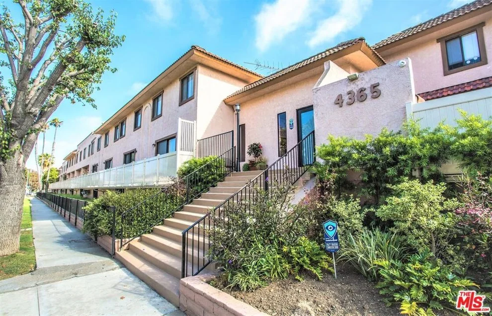 Unit for sale at 4365 Mclaughlin Avenue, Los Angeles, CA 90066
