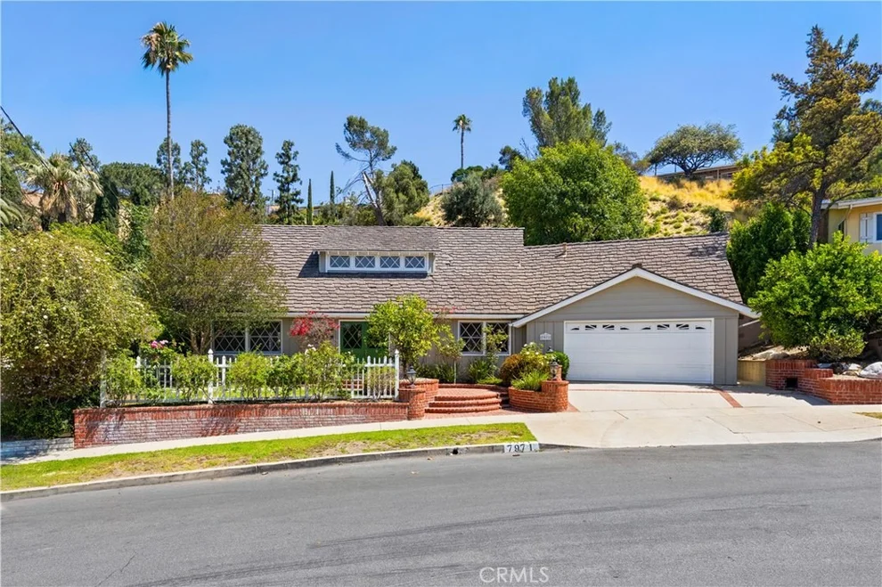 Unit for sale at 7971 Sangamon Avenue, Sun Valley, CA 91352