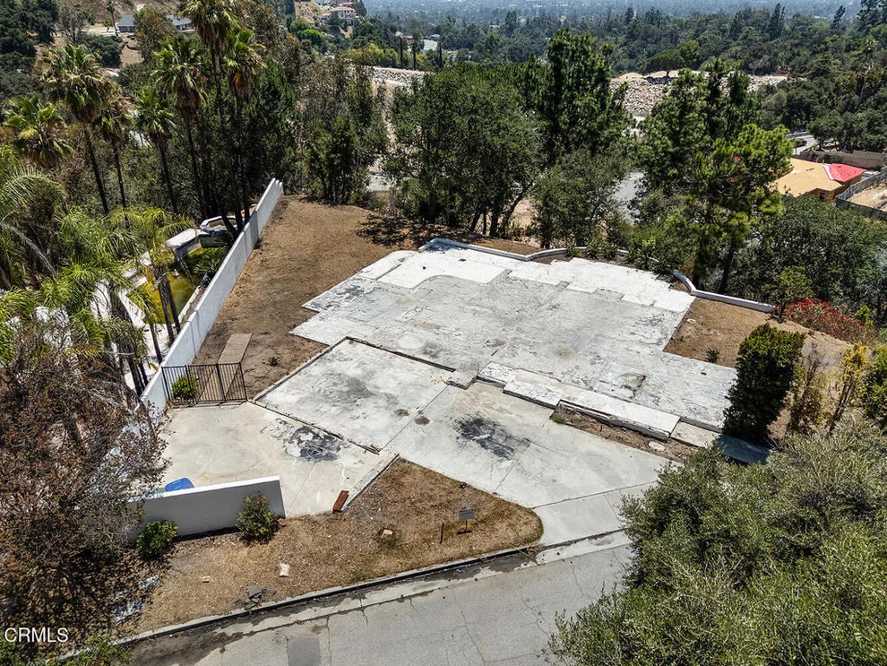 Unit for sale at 1230 Rubio Vista Rd, Altadena, CA 91001