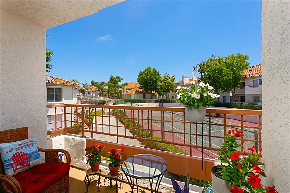 Unit for sale at 450 Stoney Point Way, Oceanside, CA 92058
