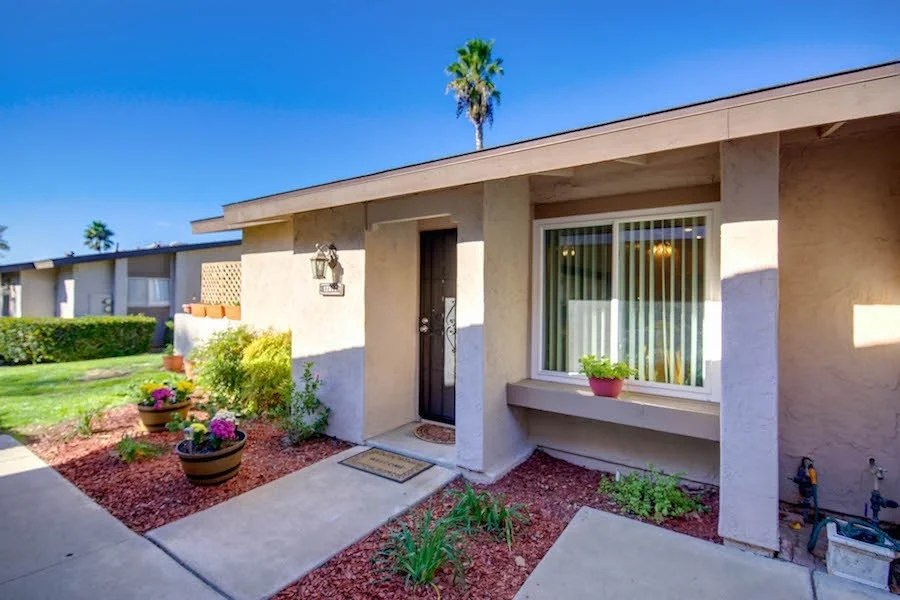 Unit for sale at 12577 Caminito De La Gallarda, San Diego, CA 92128