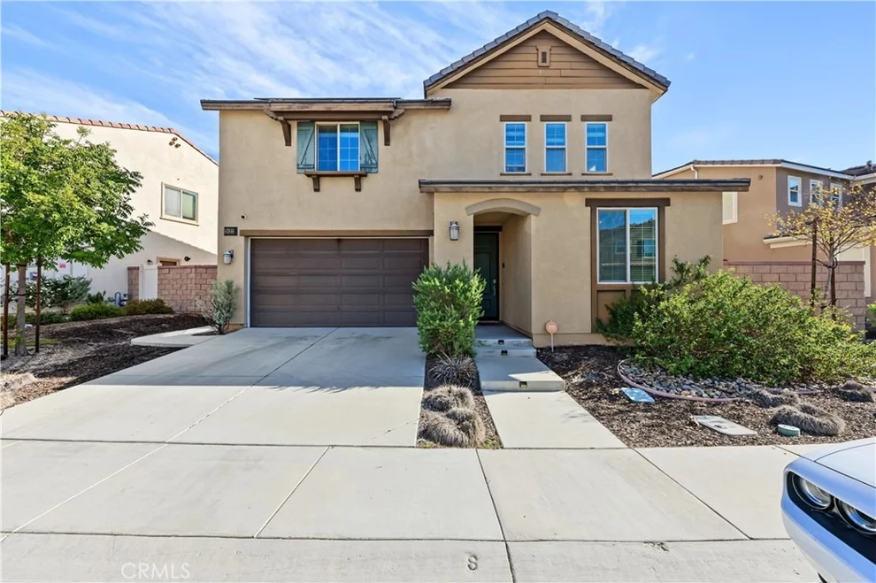 Unit for sale at 24212 Gazania, Lake Elsinore, CA 92532