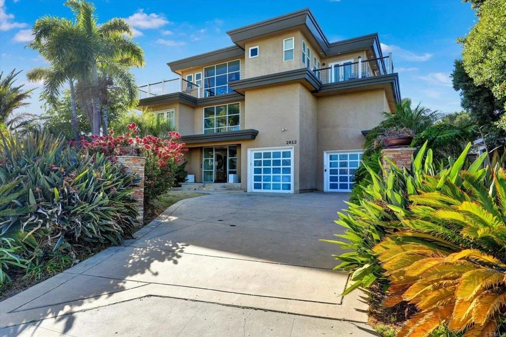 Unit for sale at 2812 Poinsettia Drive, San Diego, CA 92106