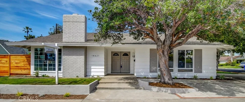 Unit for sale at 14621 Yorba Street, Tustin, CA 92780
