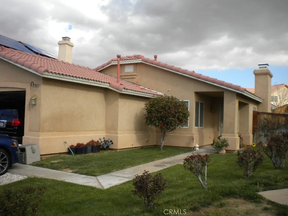 Unit for sale at 17013 Lido Circle, Victorville, CA 92395