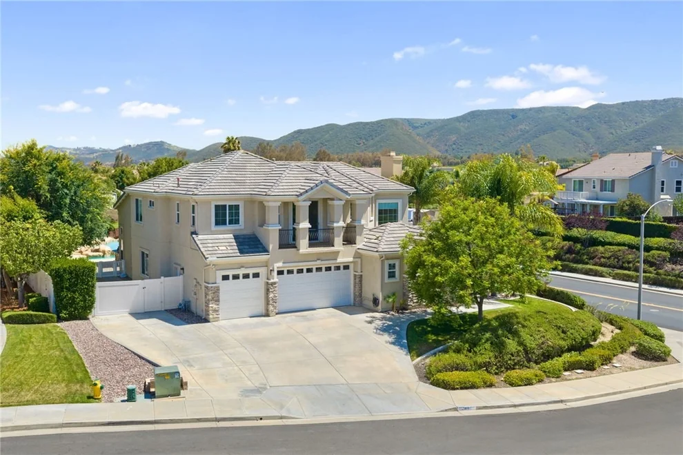 Unit for sale at 42490 Azure Sky Court, Murrieta, CA 92562