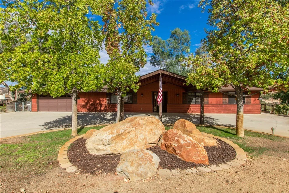Unit for sale at 22350 Casa De Carol, Ramona, CA 92065