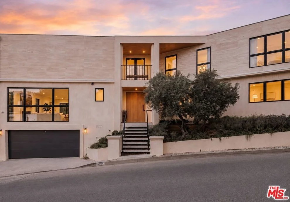 Unit for sale at 1417 Bluebird Avenue, Los Angeles, CA 90069