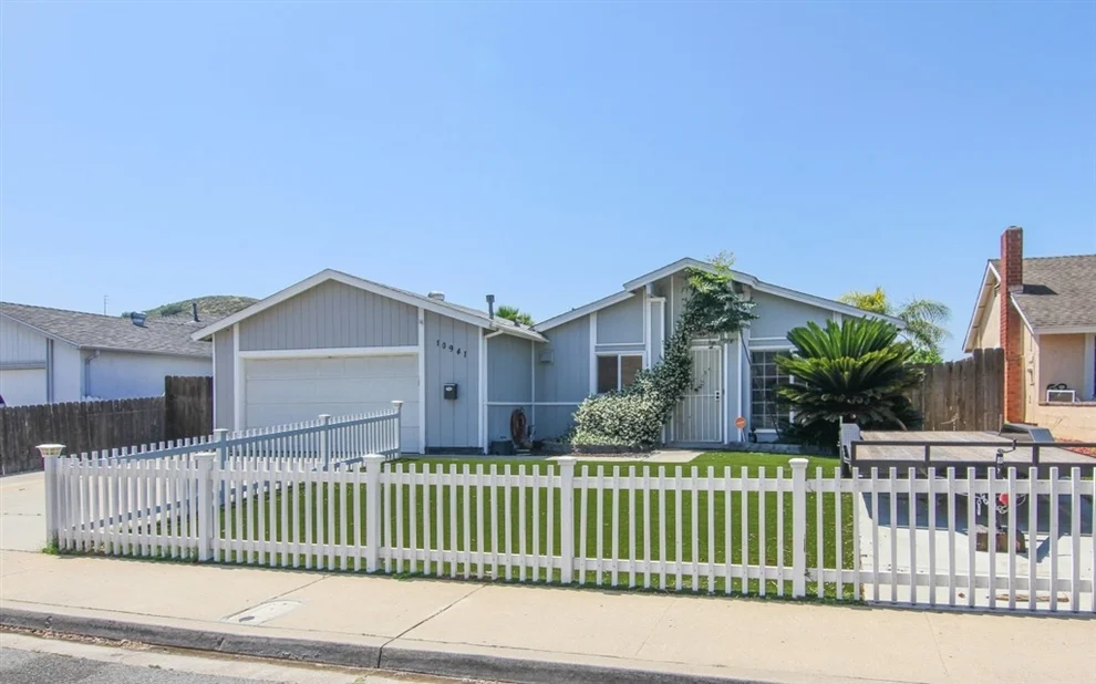 Unit for sale at 10941 2nd St, Santee, CA 92071