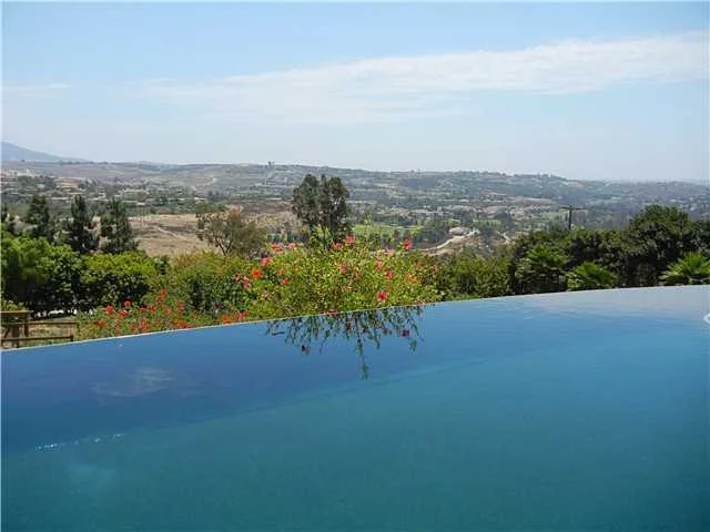 Unit for sale at 18143 Camino De Estrellas, Rancho Santa Fe, CA 92067