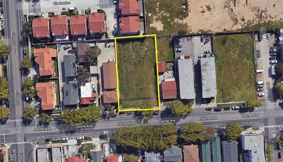 Unit for sale at 924 930 Lakme, Wilmington, CA 