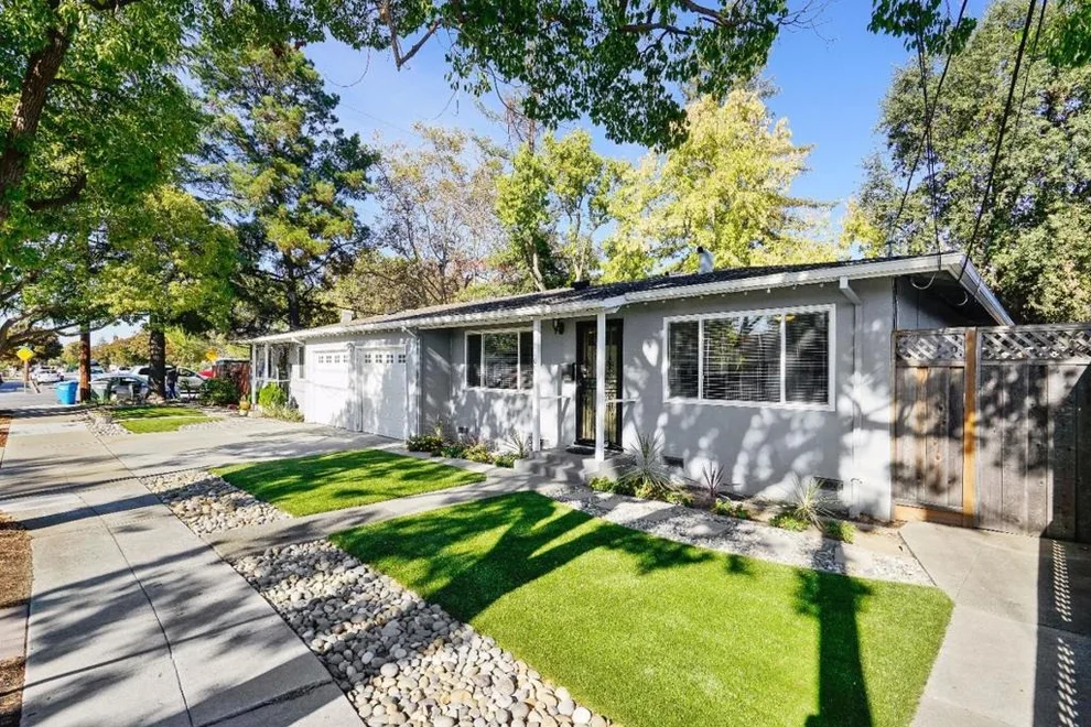 Unit for sale at 1105 Junipero Avenue, Redwood City, CA 94061