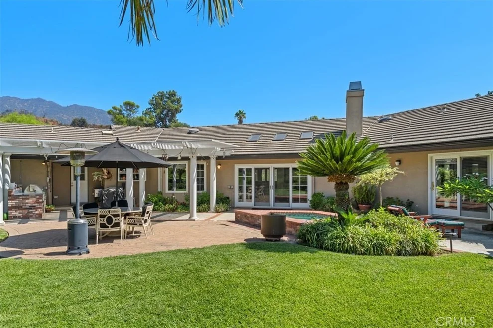 Unit for sale at 2085 Kaia Lane, Sierra Madre, CA 91024