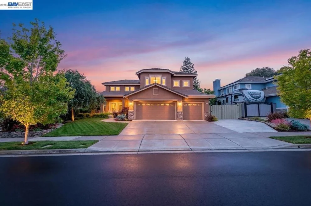 Unit for sale at 3625 Thornhill Dr, Livermore, CA 94551