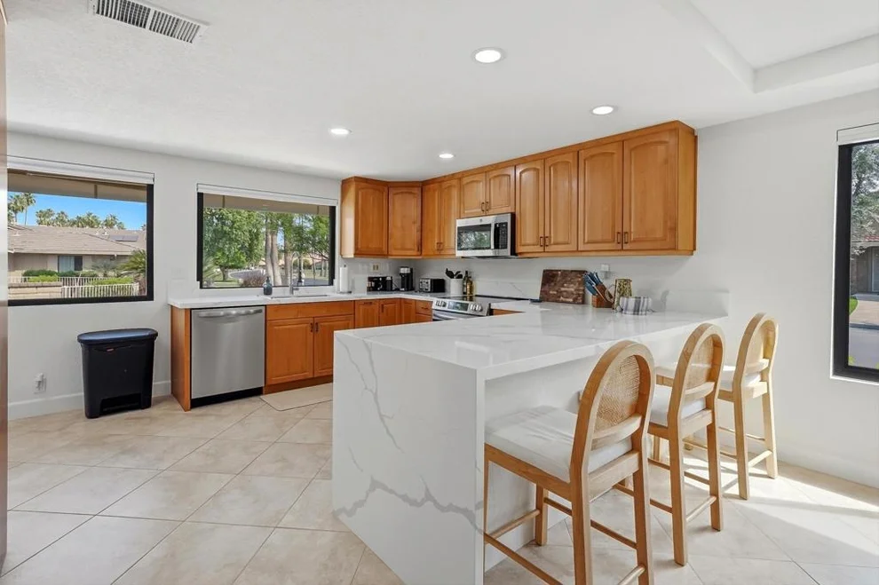 Unit for sale at 2 Maximo Way, Palm Desert, CA 92260