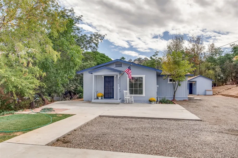 Unit for sale at 9646 Petite Ln, Lakeside, CA 92040