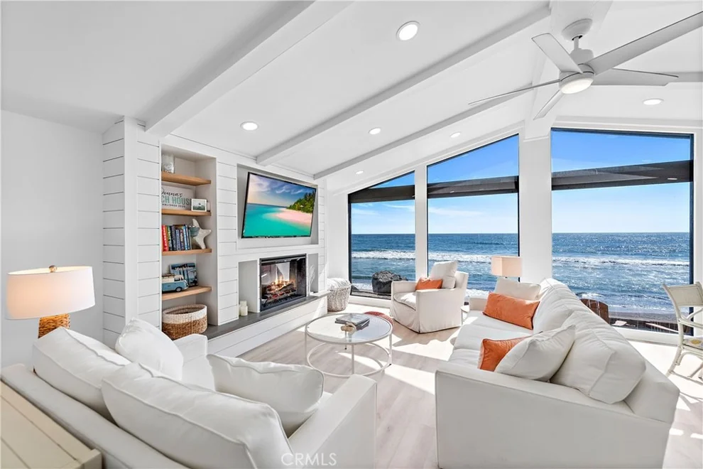 Unit for sale at 1880 N El Camino Real, San Clemente, CA 92624