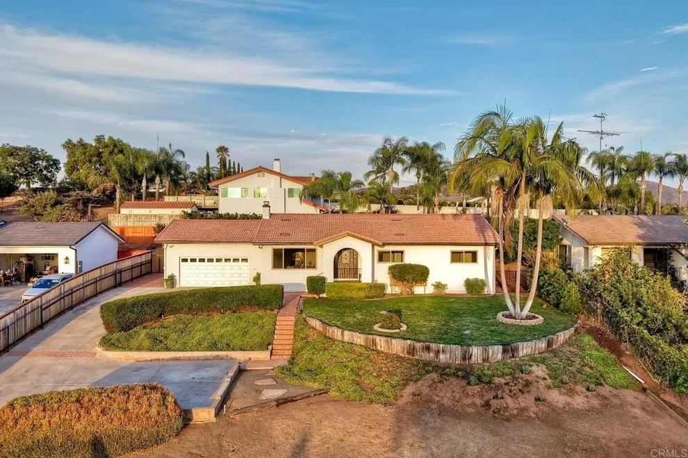 Unit for sale at 2185 Hawley Drive, Vista, CA 92084