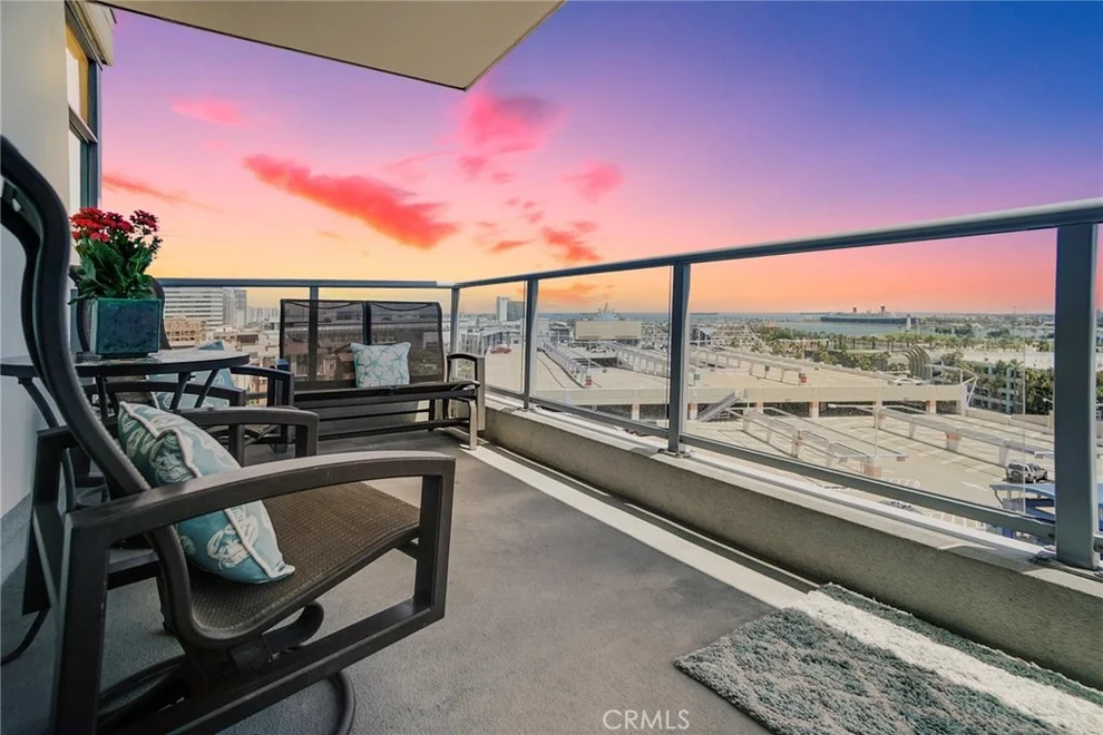 Unit for sale at 411 W Seaside Way, Long Beach, CA 90802