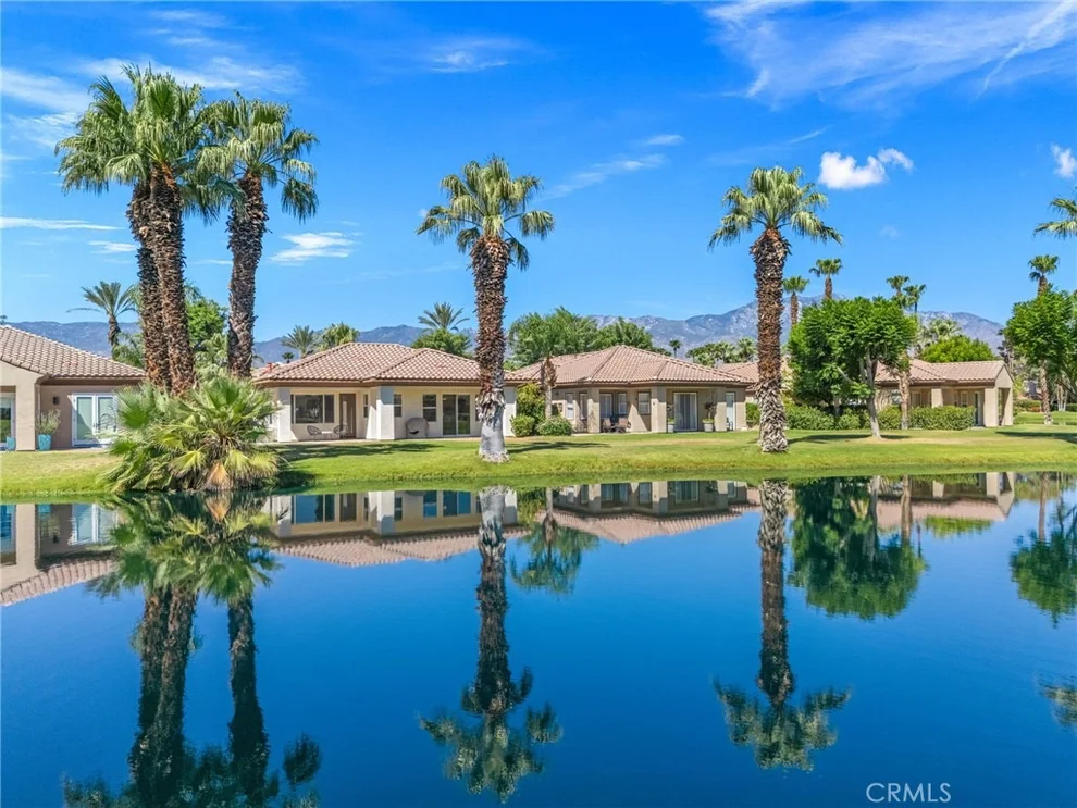 Unit for sale at 12 Wimbledon Circle, Rancho Mirage, CA 92270