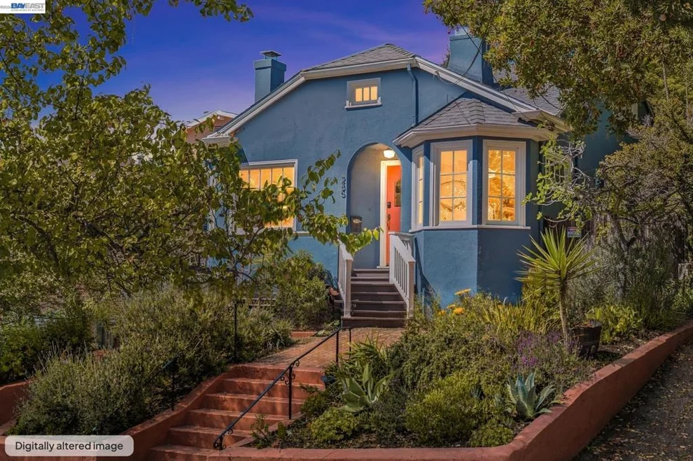 Unit for sale at 285 Adams St, Oakland, CA 94610-4126