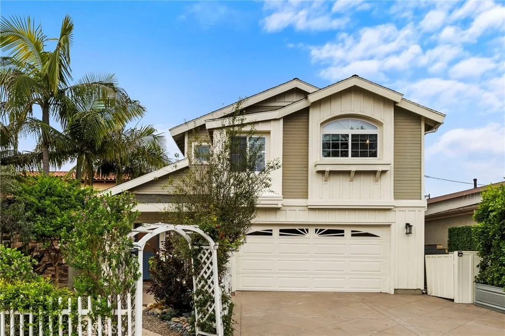 Unit for sale at 34271 Via Lopez, Dana Point, CA 92624