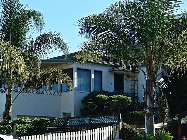 Unit for sale at 4584 Newport Ave, San Diego, CA 92107