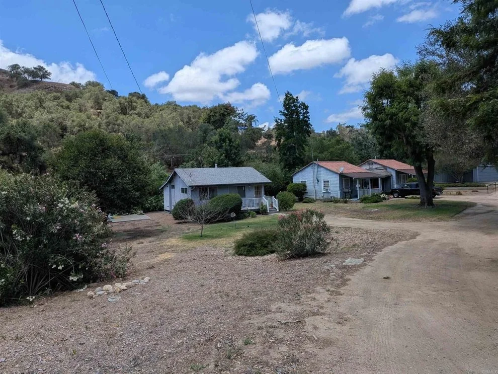 Unit for sale at 3013 3017 S Mission Road, Fallbrook, CA 92028