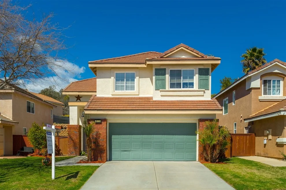 Unit for sale at 29720 Gracilior Drive, Escondido, CA 92026