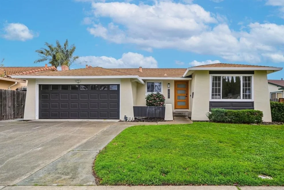 Unit for sale at 2990 Knights Bridge Road, San Jose, CA 95132