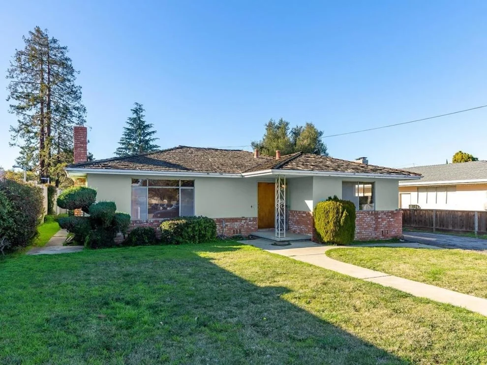 Unit for sale at 541 S Bayview Avenue, Sunnyvale, CA 94086