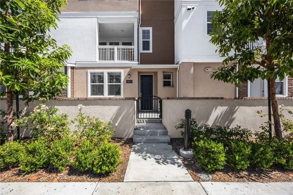 Unit for sale at 155 W La Palma Ave #3, Anaheim, CA 92801