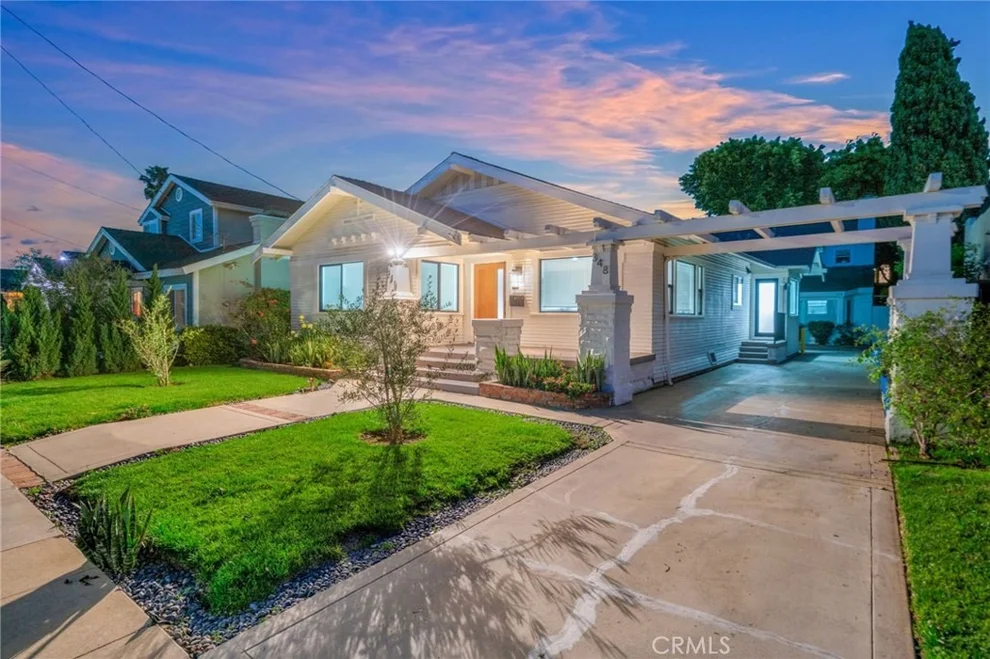 Unit for sale at 346 Molino, Long Beach, CA 90814
