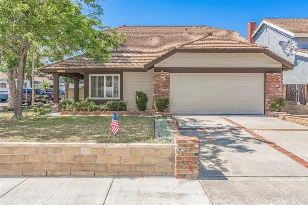 Unit for sale at 8119 E Woodsboro Avenue, Anaheim Hills, CA 92807