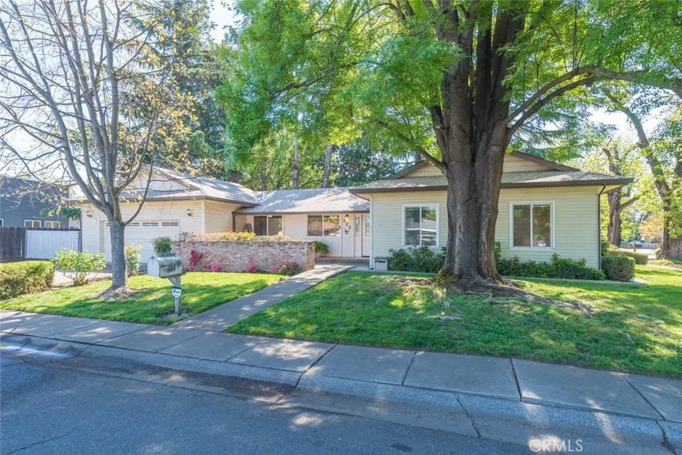 Unit for sale at 989 Saint Clair Drive, Chico, CA 95926