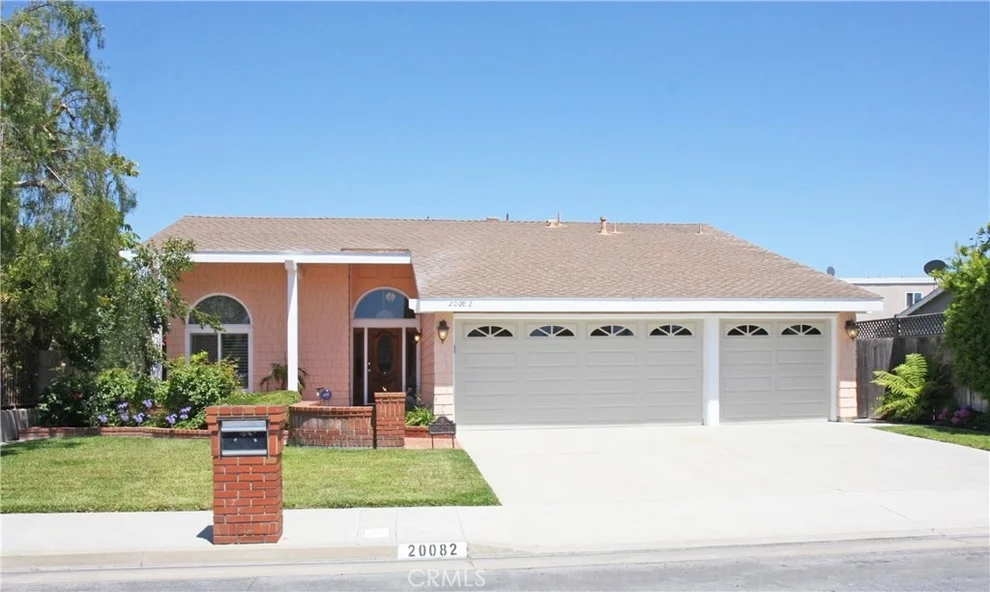 Unit for sale at 20082 Mayport Lane, Huntington Beach, CA 92646