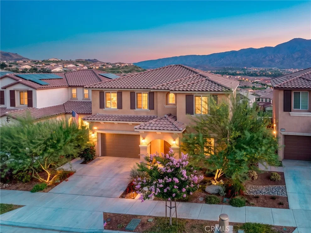 Unit for sale at 11269 Finders Court, Corona, CA 92883