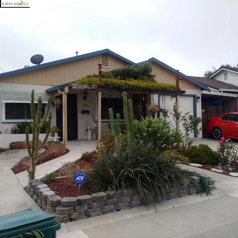 Unit for sale at 1216 Frances Rd, San Pablo, CA 94806