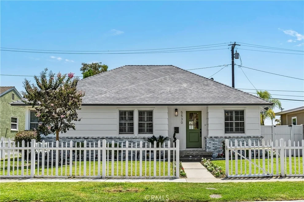 Unit for sale at 5530 E Pageantry, Long Beach, CA 90808