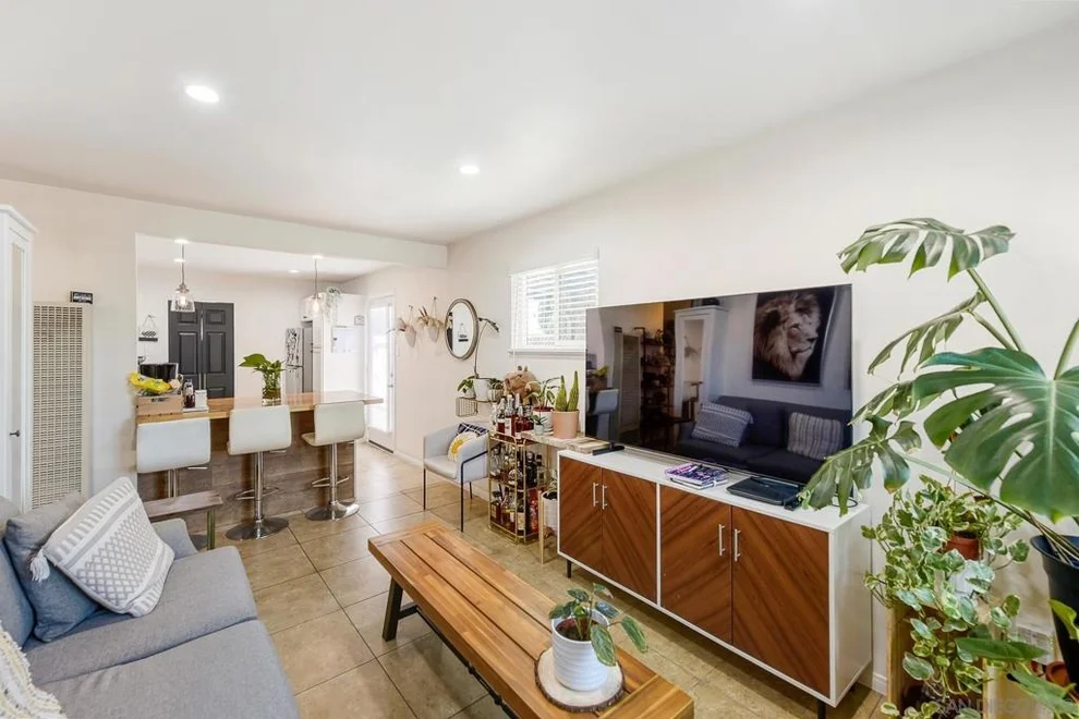 Unit for sale at 3317 19 Jemez Dr, San Diego, CA 92117