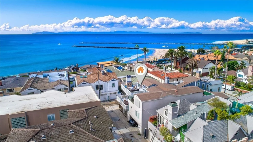 Unit for sale at 212.5 Marguerite Avenue, Corona Del Mar, CA 92625