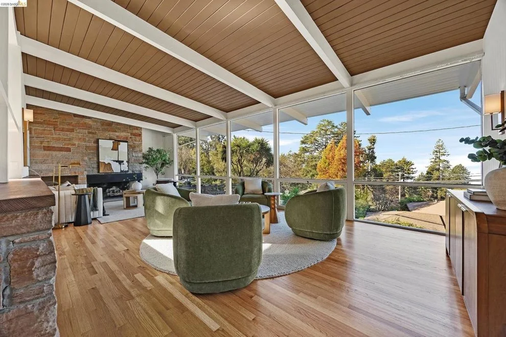Unit for sale at 2864 Shasta Rd, Berkeley, CA 94708