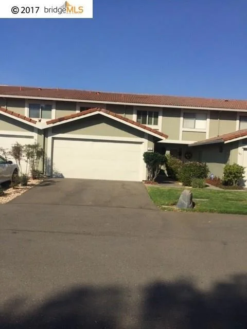 Unit for sale at 145 Mountain Valley St, Oakland, CA 94605