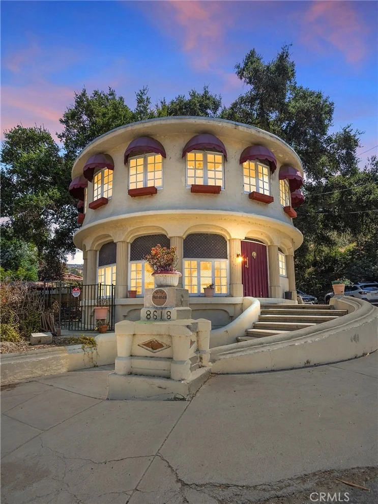 Unit for sale at 8618 La Tuna Canyon Road, Sun Valley, CA 91352