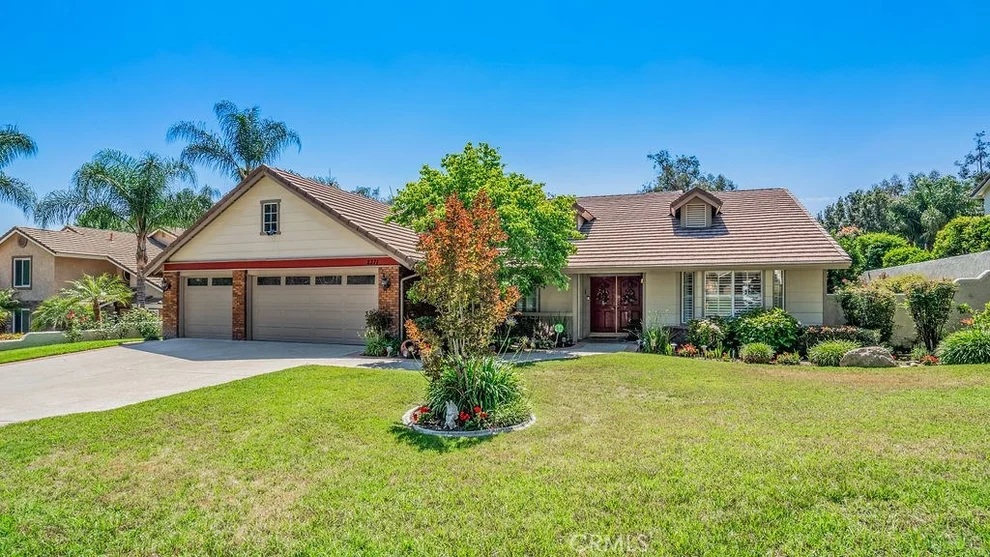 Unit for sale at 2371 N Campus Avenue, Upland, CA 91784