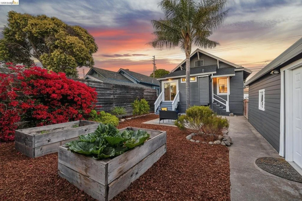 Unit for sale at 551 Richmond St, El Cerrito, CA 94530
